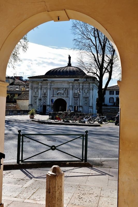 Porta San Tommaso